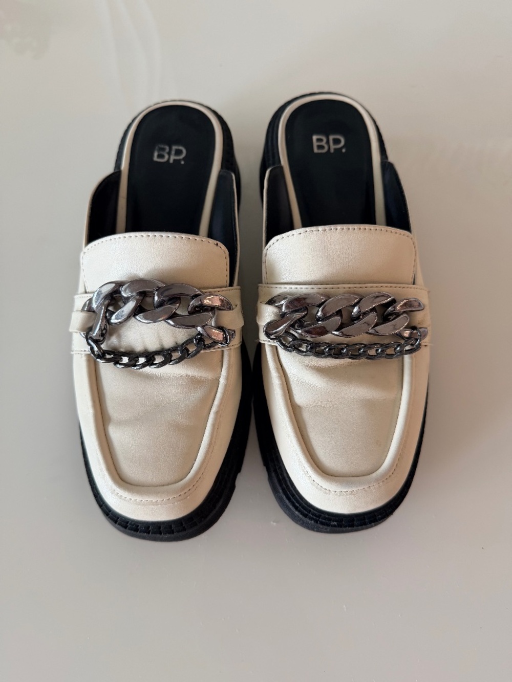 BP. Cream Chain Chunky Mule Loafers Size 7